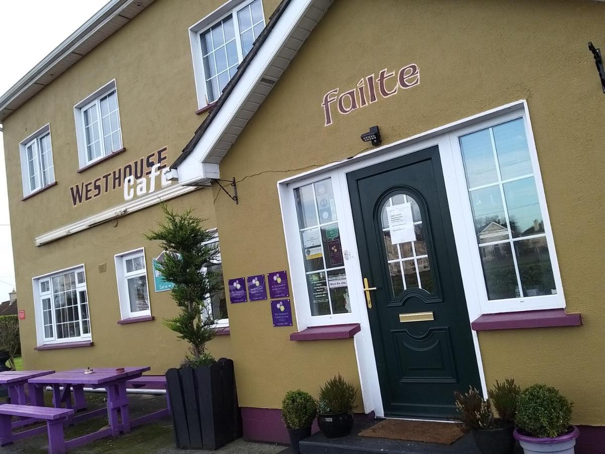 Westhouse Cafe N39 E0A6 Bed and Breakfast Longford Exteriör bild