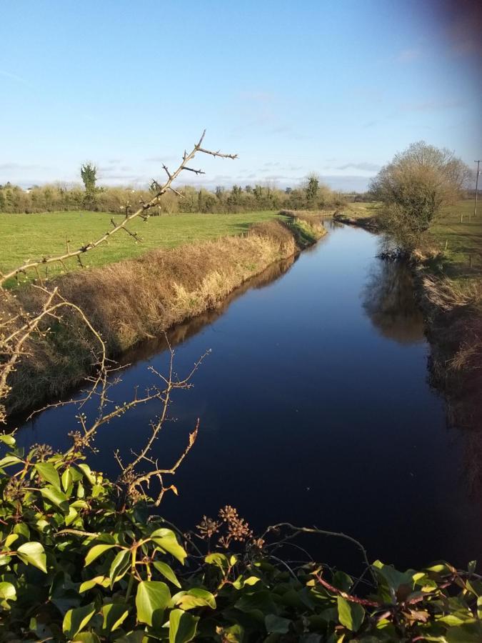 Westhouse Cafe N39 E0A6 Bed and Breakfast Longford Exteriör bild